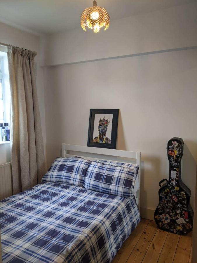 Beautifully Decorated Contemporary 2 Bedroom Flat London Exterior photo
