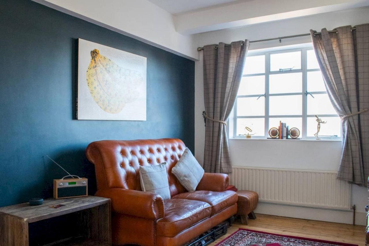 Beautifully Decorated Contemporary 2 Bedroom Flat London Exterior photo
